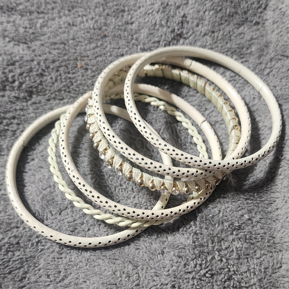 Elegant White and Gold Bangle Set